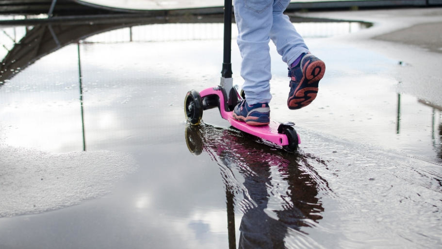 Stay active as a family this winter
