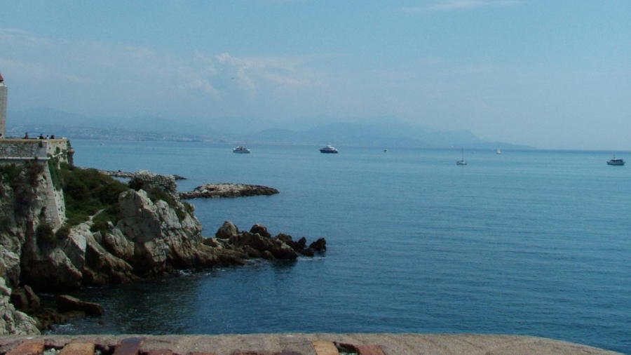 stunning places to visit on a trip to the Cote dAzur