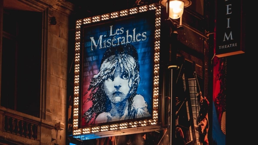 must see performances in London theatres in 2022