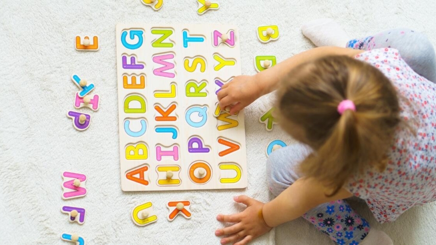 Top tips for helping your child learn a new language