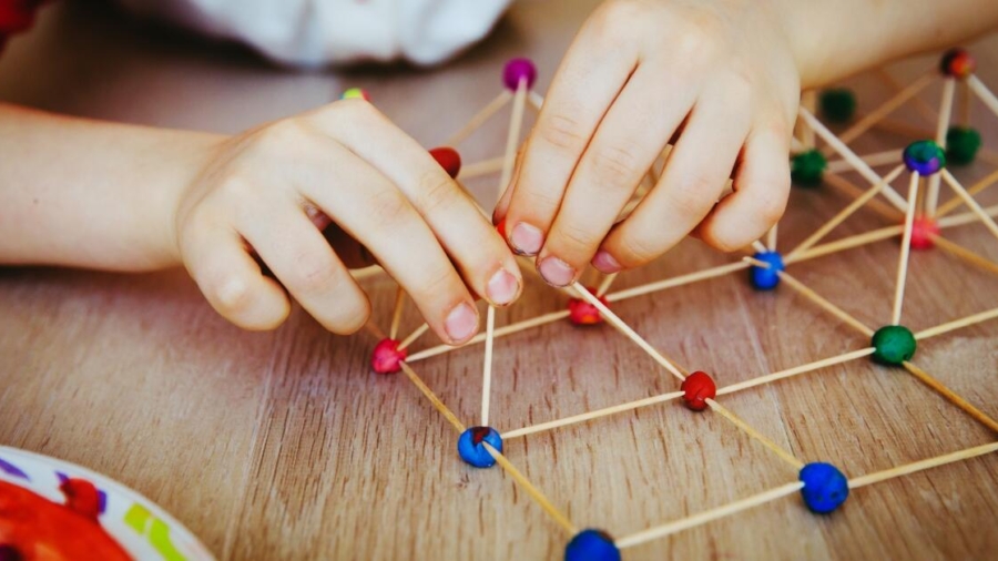 5 signs my child needs a private tutor