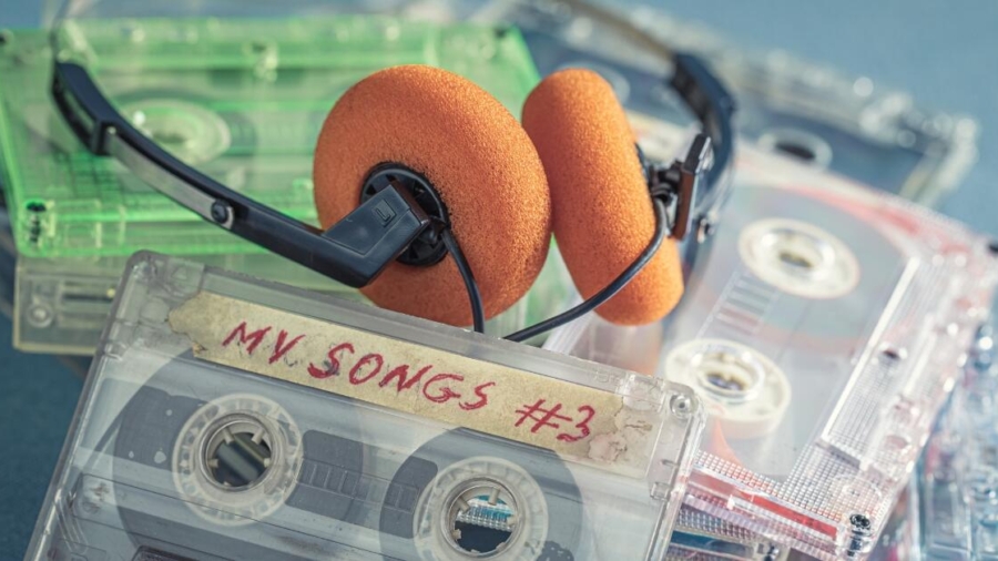 3 reasons loving the 90s revival